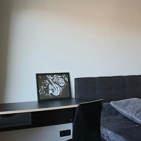 New Modern 4-room With Big Balcony And Undeground Parking In Center Of 塔林