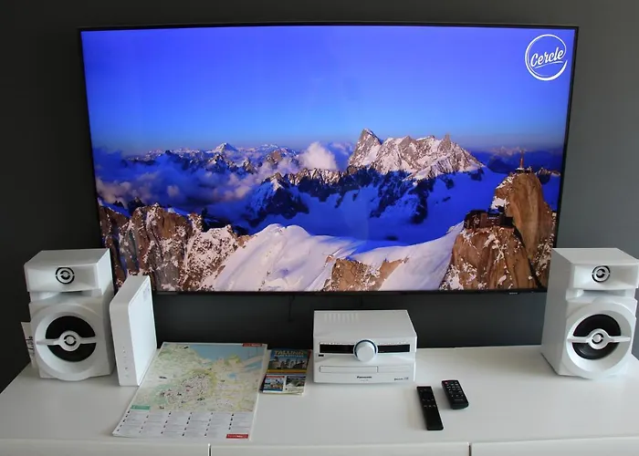 New Modern 4-room With Big Balcony And Undeground Parking In Center Of