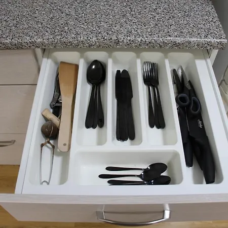 New Modern 4-room With Big Balcony And Undeground Parking In Center Of Appartamento